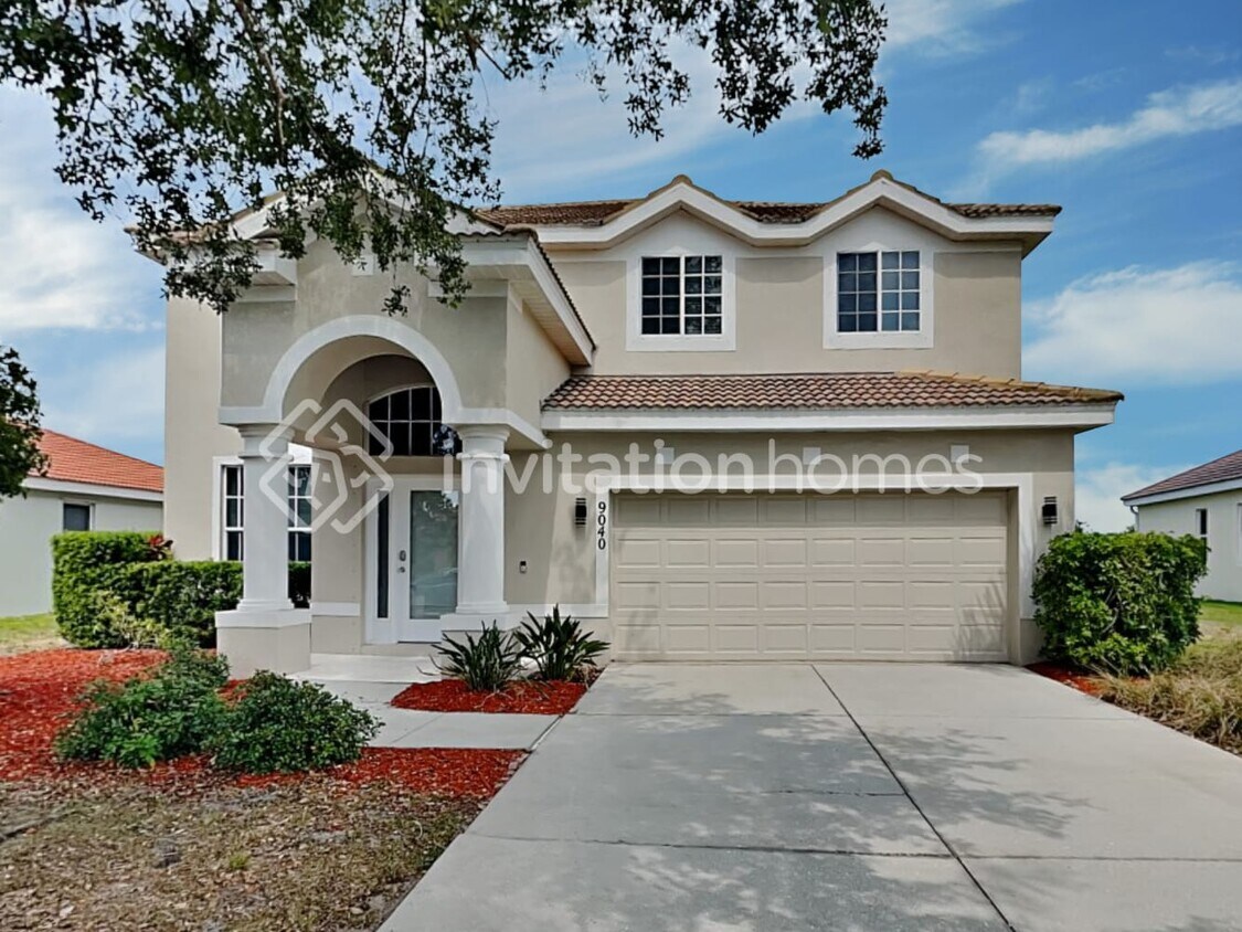 Primary Photo - 9040 Willowbrook Cir
