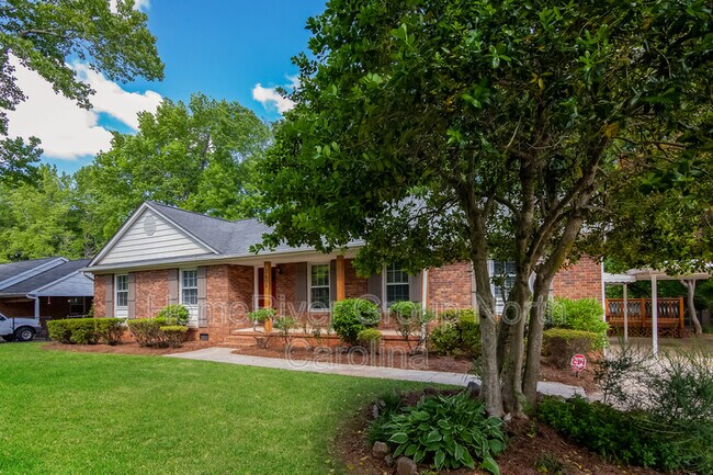 Foto del edificio - 3609 Sugar Spring Rd