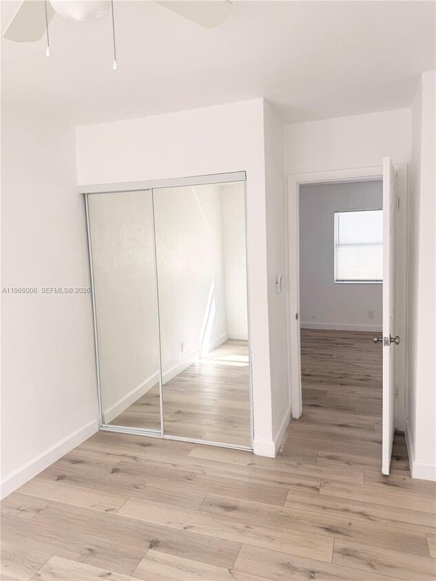 Foto del edificio - 129 SW 5th Ct