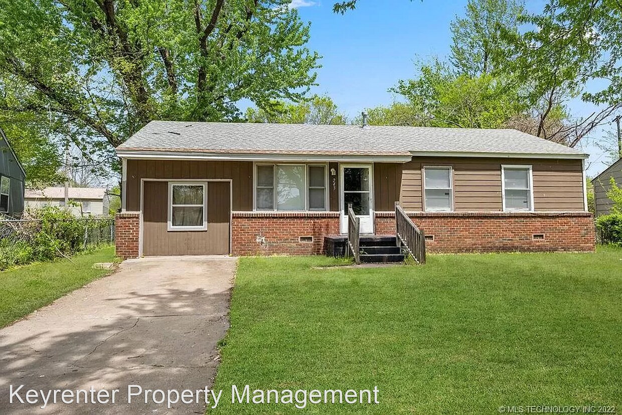 Primary Photo - 3 br, 1 bath House - 243 E 43rd St N