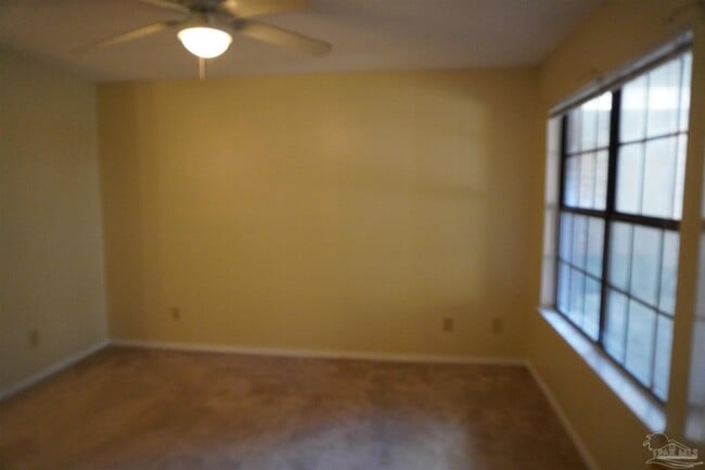 Building Photo - 5001 Grande Dr