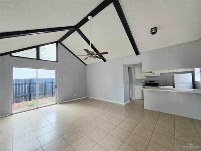 Building Photo - 8 N 11th St