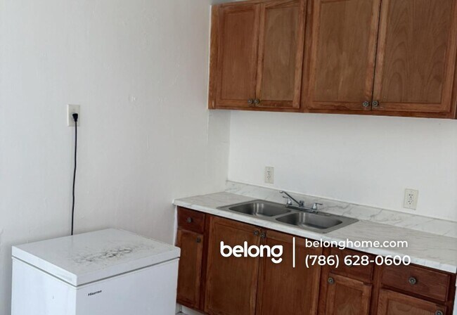 Foto del edificio - 12520 NW 22nd Ct