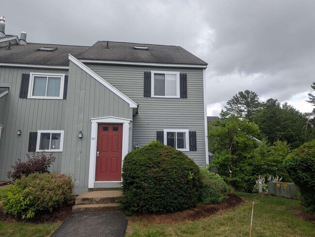 Building Photo - 12 Monroe Dr
