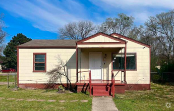 Building Photo - 1225 43rd St N