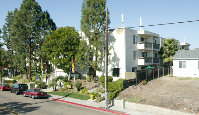 Foto del edificio - Park Crest Senior Apartments