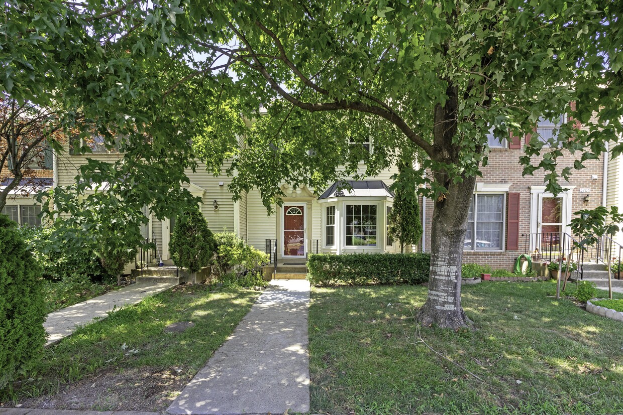 Primary Photo - 5708 Belcher Farm Dr