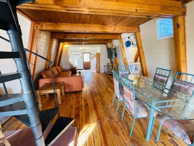 Foto del edificio - 4960 E Redrock Dr