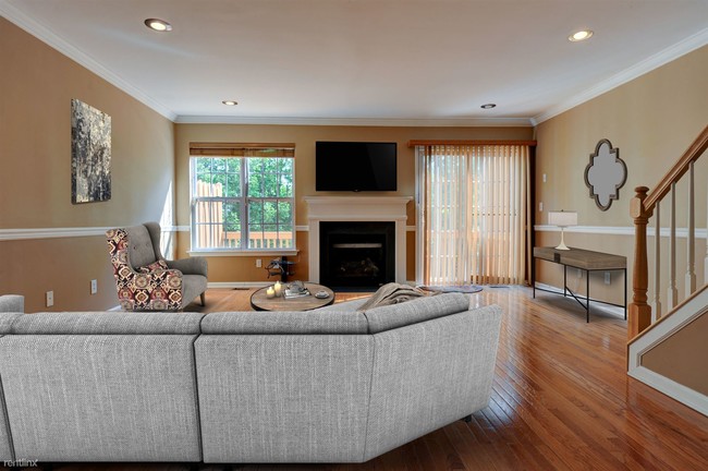Building Photo - 2 br, 2.5 bath Townhome - 25 Mountainside Dr