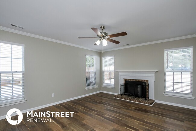 Building Photo - 756 Georgie St