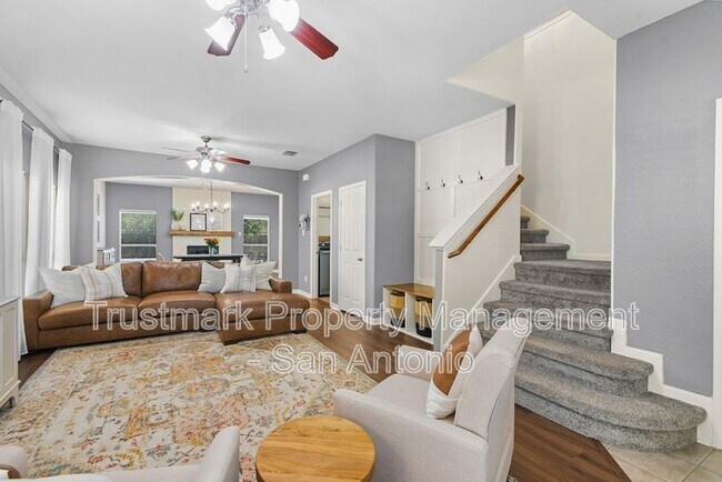 Foto del edificio - 545 Stonebrook Dr