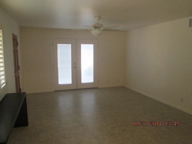 Building Photo - AVAILABLE NOW!!! WALKING DISTANCE TO THE CLARK COMMUNITY CENTER, POOL, GARDEN