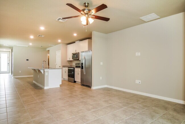 Foto del edificio - 5261 Luke Hammock St