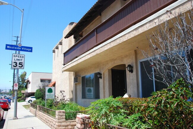 Building Photo - 10743 Palms Blvd