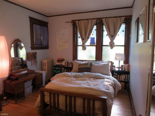 Foto del edificio - 206 N Willard Way