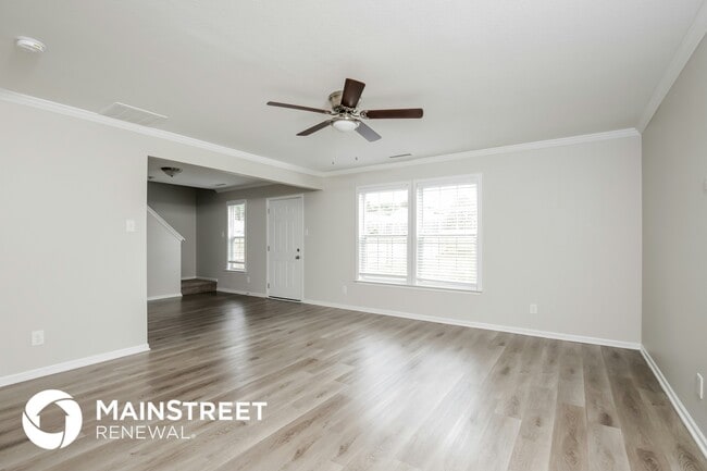 Foto del edificio - 753 Runningbrook Ln
