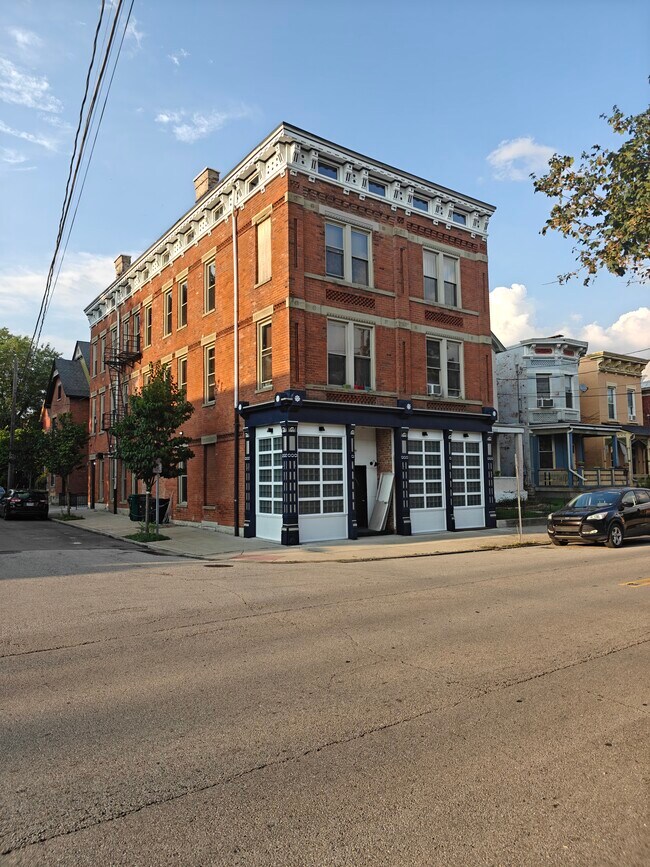 Foto del edificio - 4204 Williamson Pl