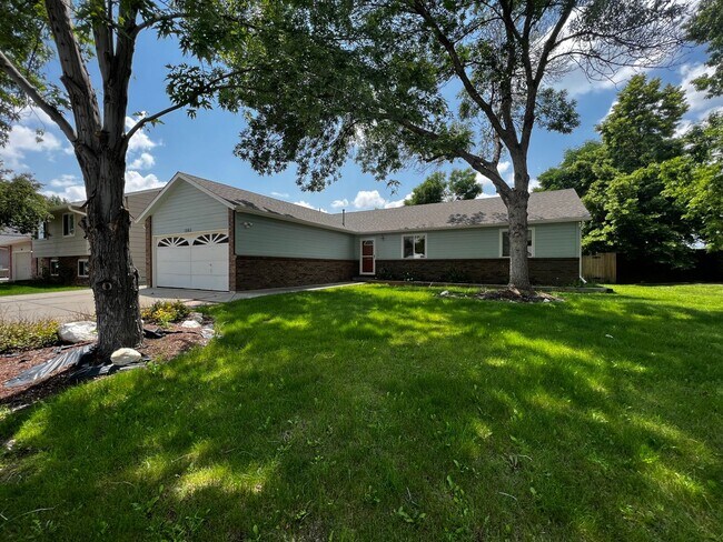 Foto del edificio - Charming 3-Bed/2-Bath Home in Loveland!