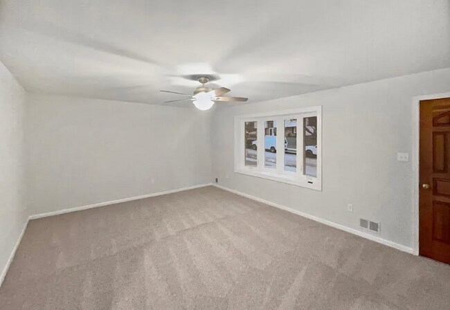 Foto del edificio - 12512 Calvert Hills Dr