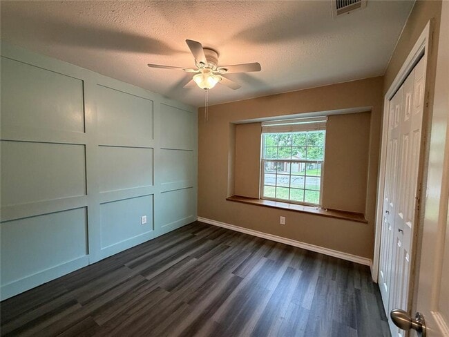 Building Photo - 2306 Stirrup Dr