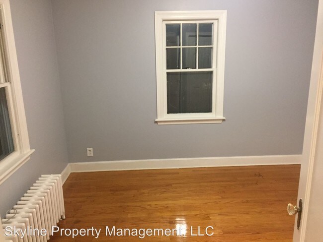 Building Photo - 3 br, 1 bath House - 106 Waverly Street