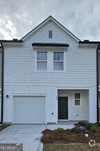 Building Photo - 304 Hynes Dr