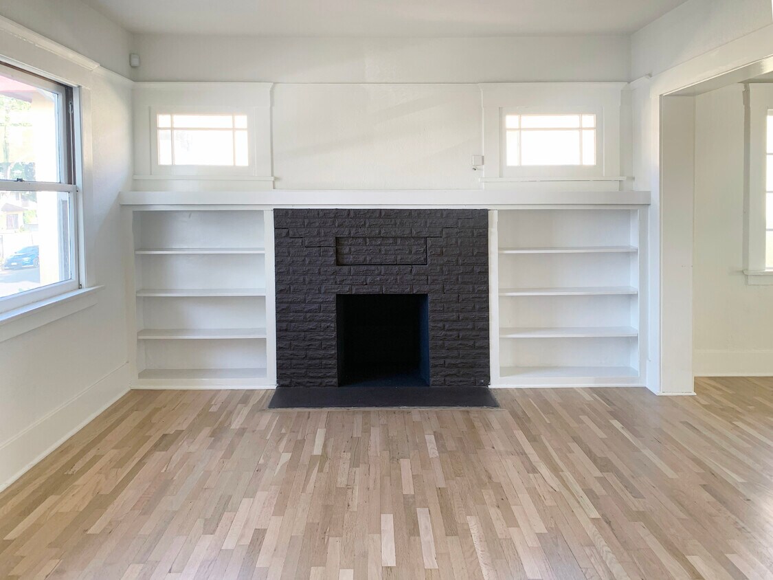 Foto principal - 1386 W 38th St