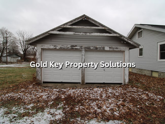 Building Photo - Attractive 2 BR 1 BA House with 2-Car Garage and Covered Porch (NO SECTION 8)