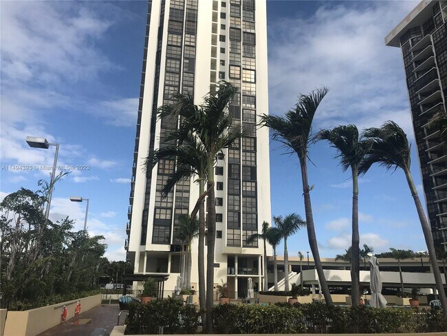 Foto del edificio - 1901 Brickell Ave