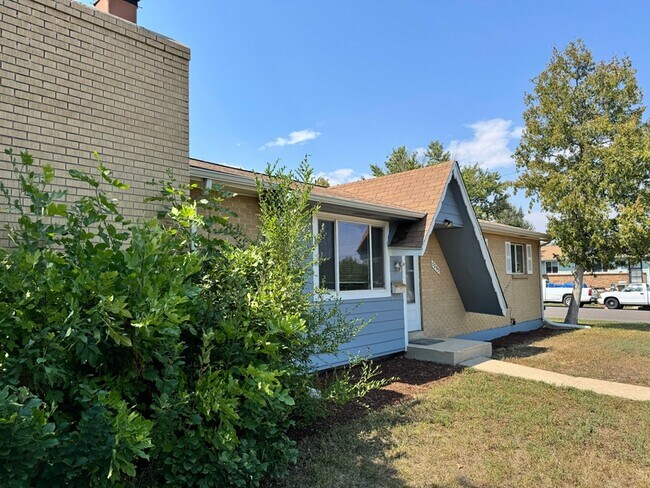 Foto del edificio - 7295 Winona Ct