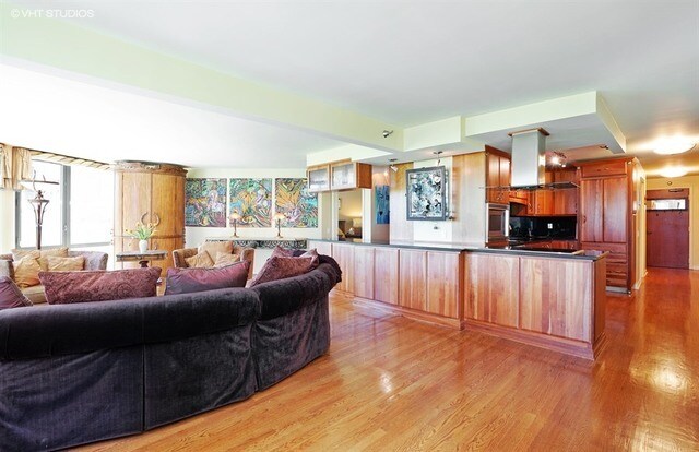 Foto del edificio - 440 N McClurg Ct
