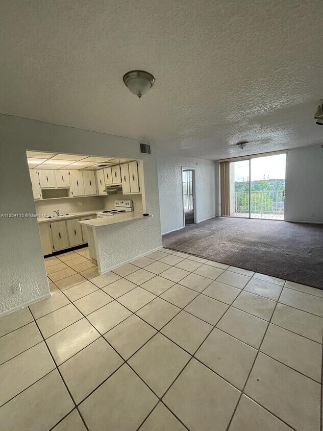 2029 NW 46th Ave Unit E509, Lauderhill, FL 33313 Condo for Rent in