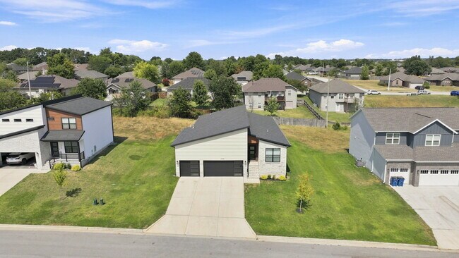 Building Photo - 2705 W McGuffey St