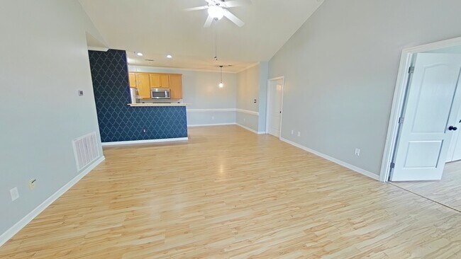 Building Photo - 1324 Kershaw Loop