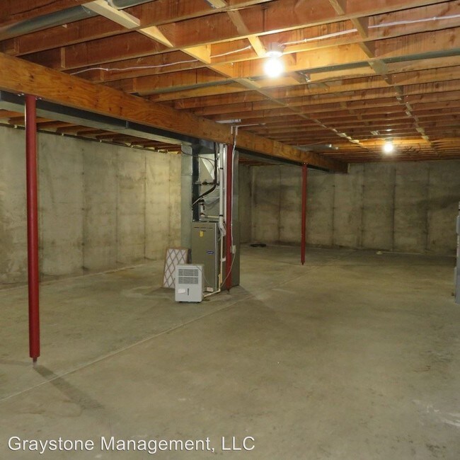 Building Photo - 2532 Arthur St