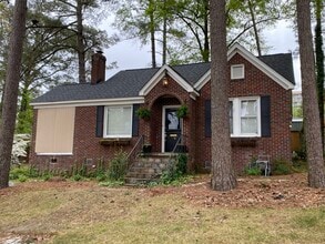 Building Photo - 2228 Pinehurst Rd