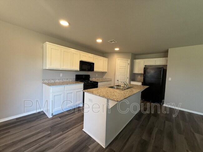 Building Photo - 14709 N 46th W Ave