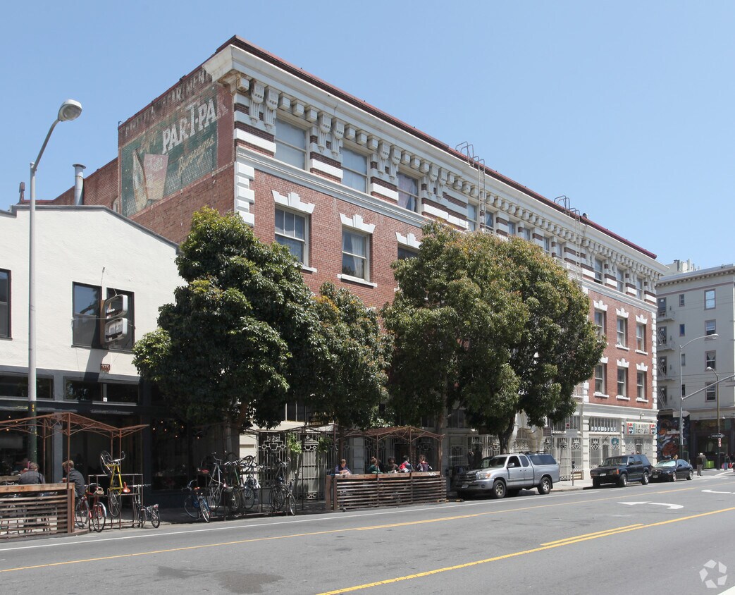 399 Valencia ¡St - 399 Valencia St