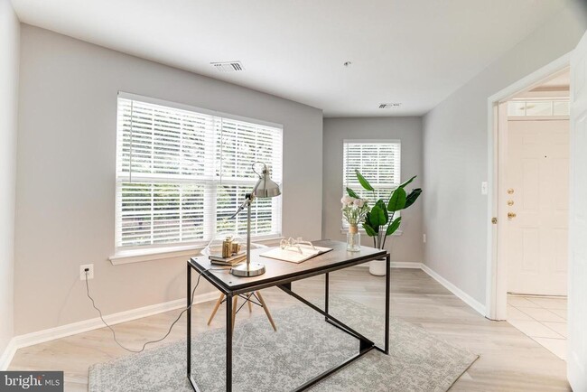 Foto del edificio - 21762 Bancroft Ct