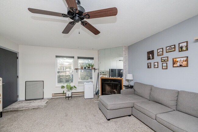 Foto del edificio - 3615 N Wolf Creek Dr