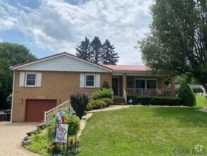 Building Photo - 213 Sunapee Dr
