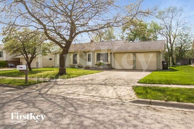 Building Photo - 303 N Bromley St