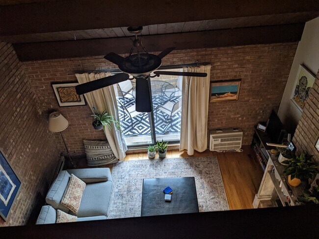 Foto del edificio - 2660 N Halsted St