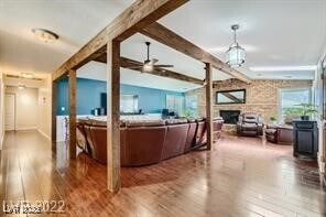 Foto del edificio - 5945 N El Capitan Way