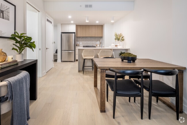 1Br-1Ba, 629 Sf - 1200 Mackay