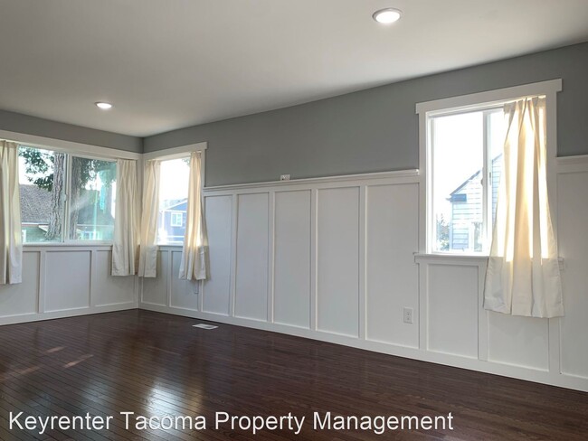 Building Photo - 3 br, 2 bath House - 2901 S 17th St