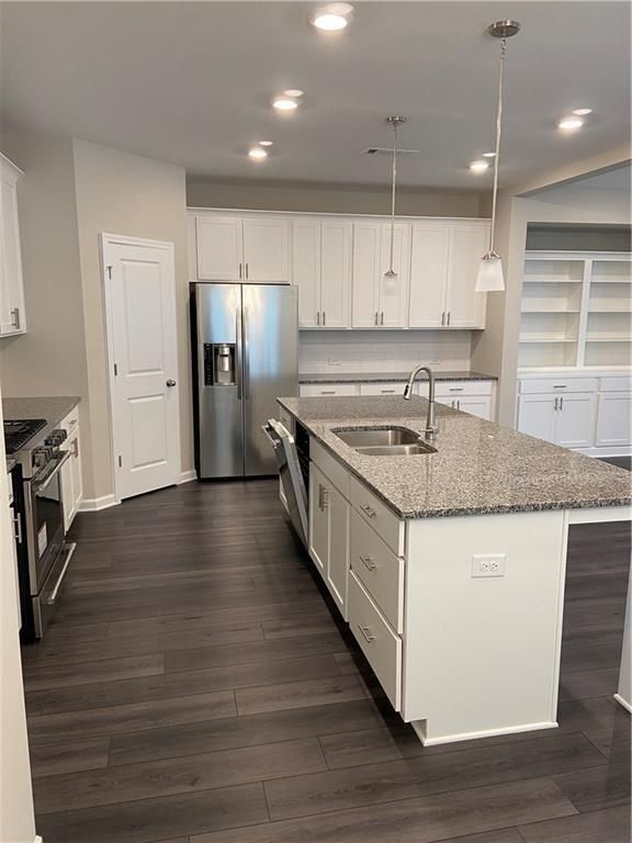 Building Photo - 4266 Waxwing St