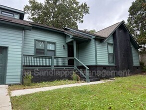 Building Photo - 125 Sawmill Dr