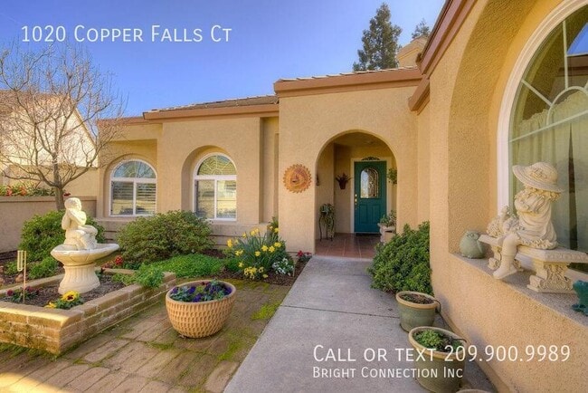 Building Photo - 1020 Copper Falls Ct