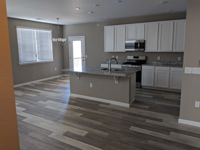 Foto del edificio - 4777 Copeland Cir